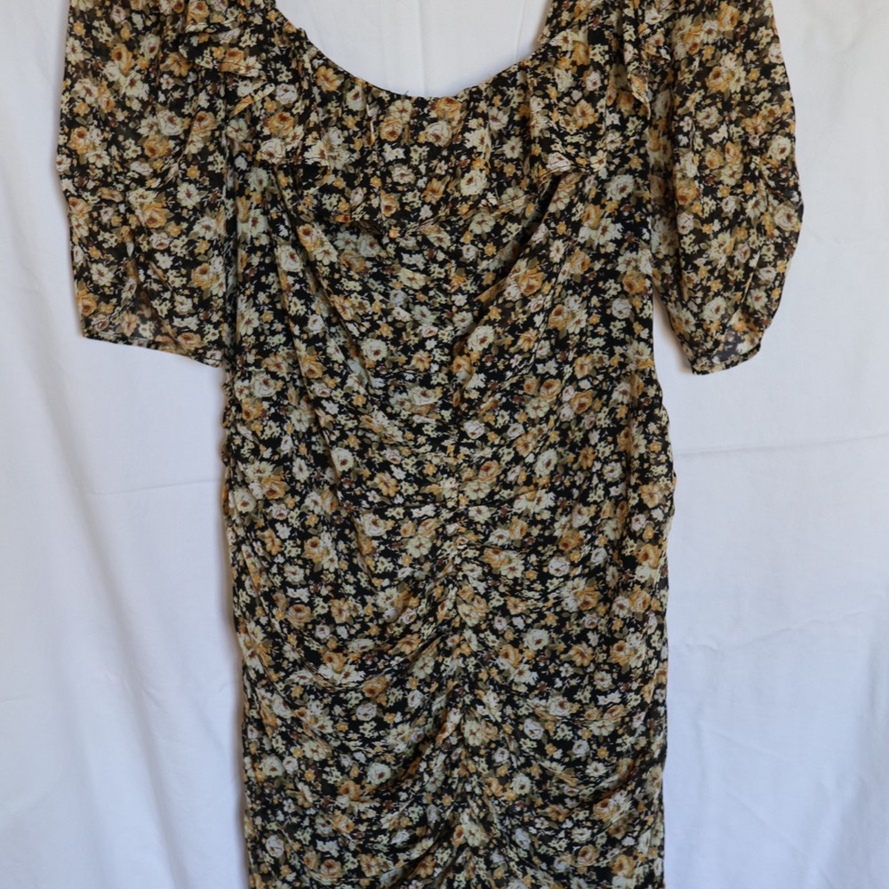 Mid-length Floral Black & Cream Dress ASTR THE LABEL